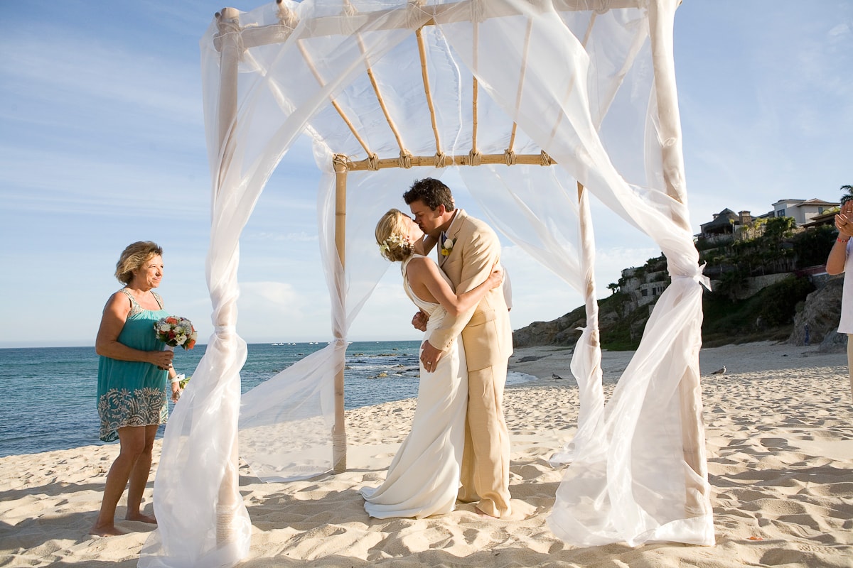 destination wedding planning tips photos