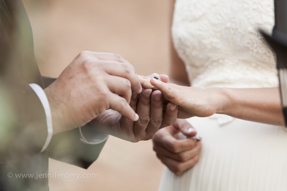 5 tips for writing wedding vows